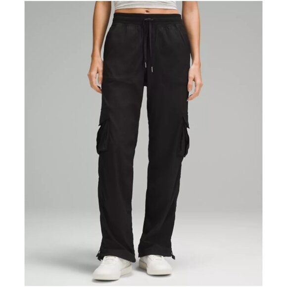 Lululemon Black Dance Studio Relaxed-Fit Mid-Rise Cargo Pant Elastic Waist Sz M - Picture 1 of 11